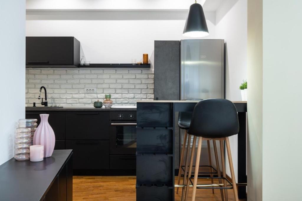 Wonderful Victorie Apartment بوخارست المظهر الخارجي الصورة