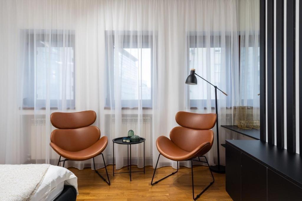 Wonderful Victorie Apartment بوخارست المظهر الخارجي الصورة